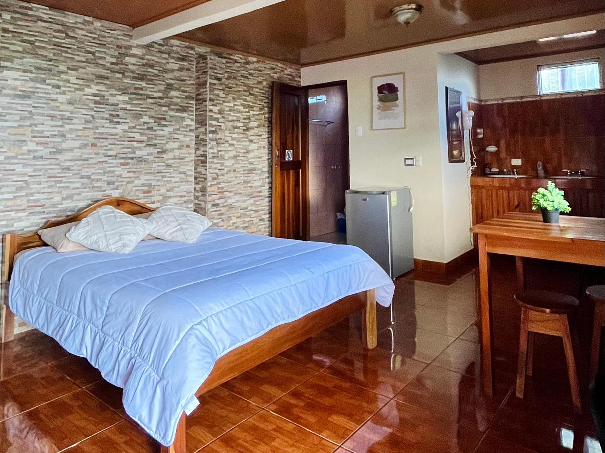 Los Tucanes Lodging El Castillo Buitenkant foto
